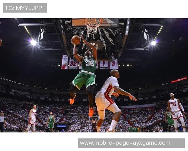 斯玛特：输给老鹰警示球队下场对卫冕冠军必须全力以赴